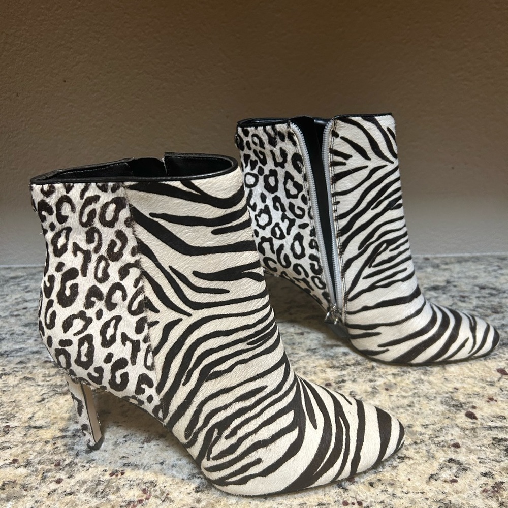 Guess Boots size 7 1/2